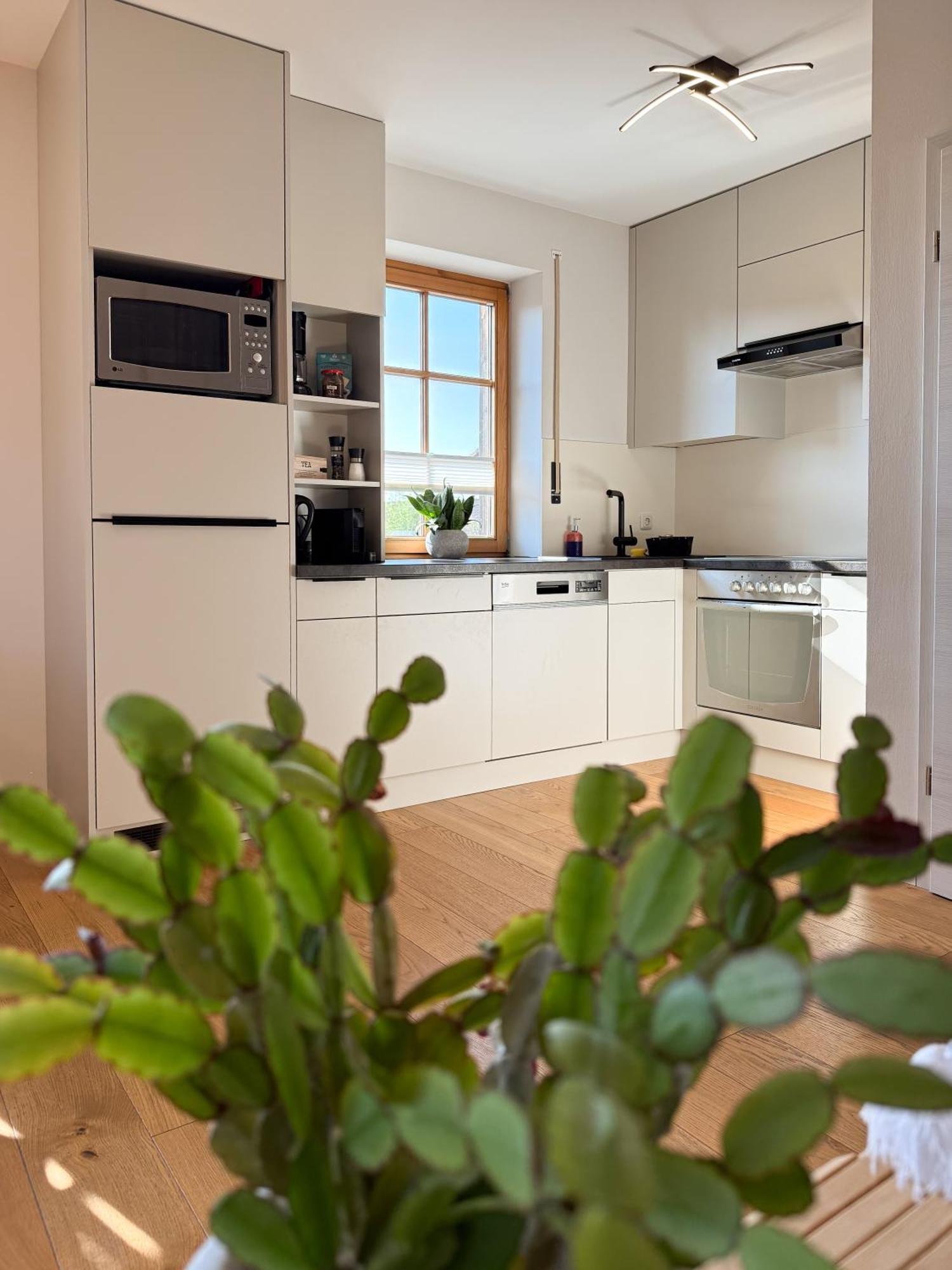 Apartment Wohlfuehlplatzl - Urgemuetlich & Ruhig Vogtareuth Eksteriør bilde